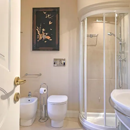 Sleeps 12 With Pool Air Con And Wifi Vila Pegazzano