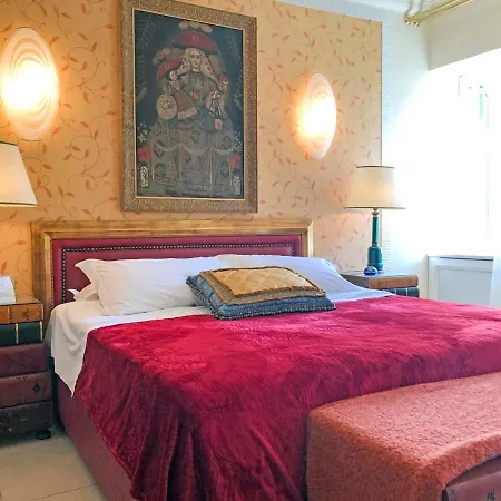 Vila Sleeps 12 With Pool Air Con And Wifi *